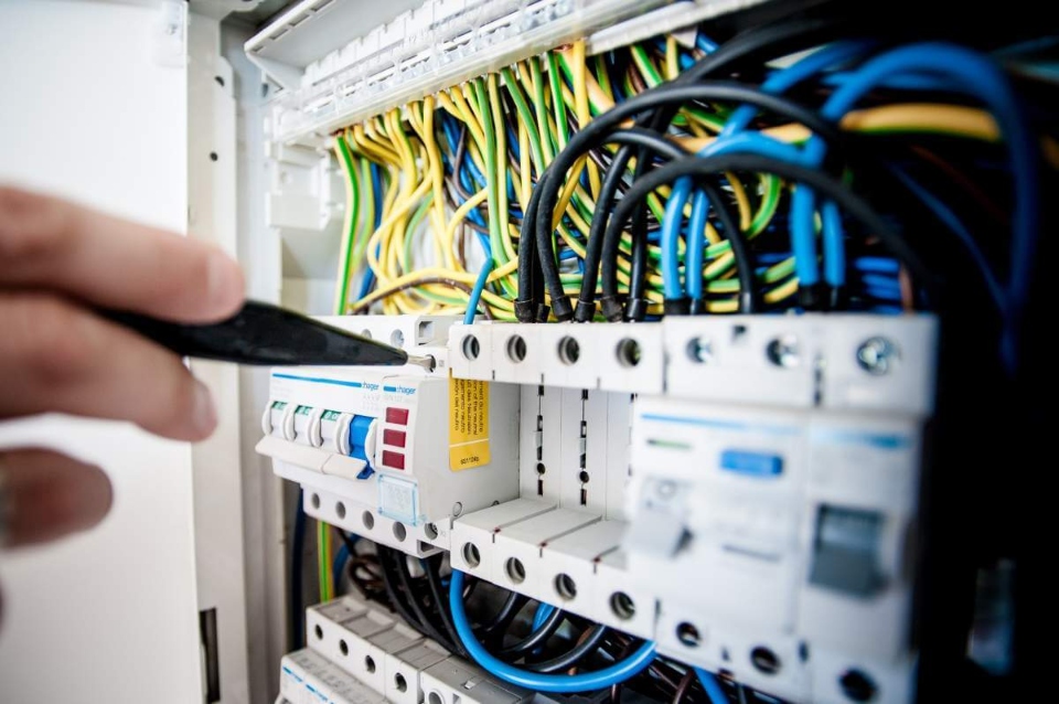 Mantenimiento correctivo en Chihuahua, Instalaciones eléctricas